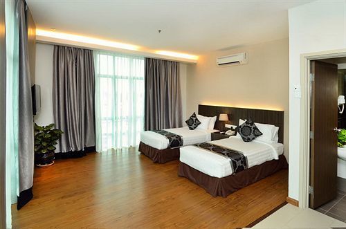 & - Wakaf Che Yeh, Night Market Hotel 4*
